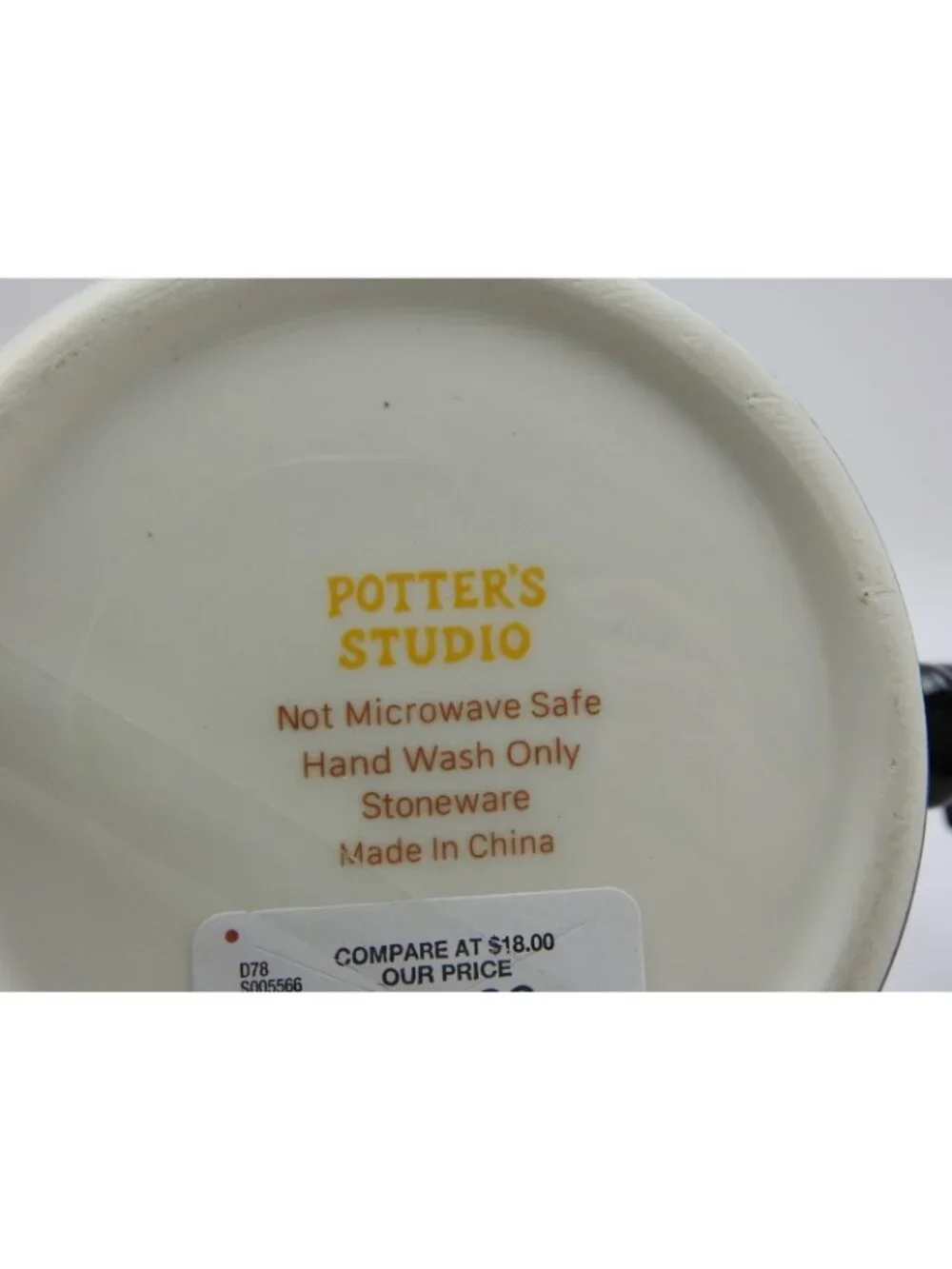 New Potters Studio Halloween Witch Teapot Stoneware  Witches Flying Witch  40oz
